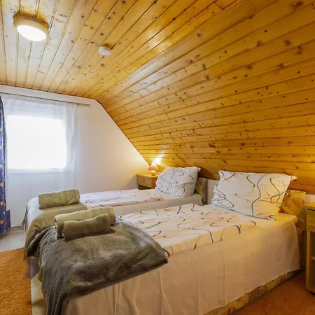 Annemarie By Interhome * Balatonalmadi